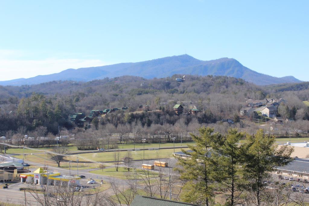 What A View Pigeon Forge Bagian luar foto